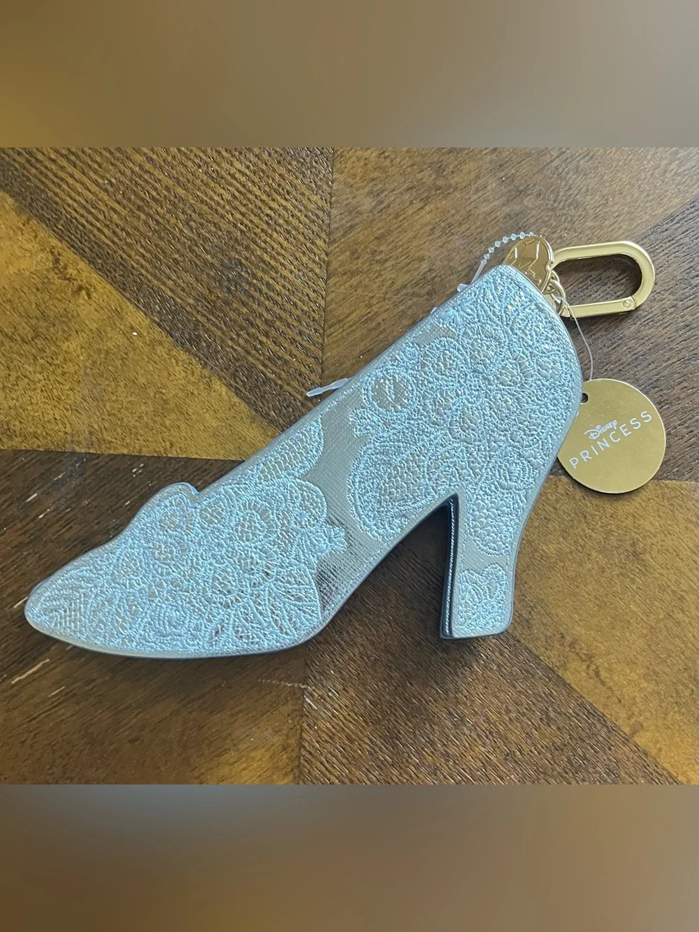 Cinderella Silver Lace High-Heel Shoe Key & Card Holder
